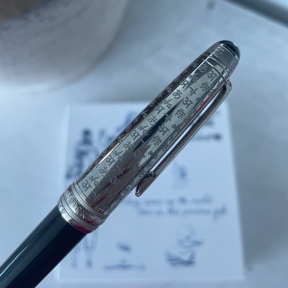 Montblanc Meisterstück Fountain Pen - UNICEF - Black  Montblanc Meisterstuck UNICEF Fountain Pen